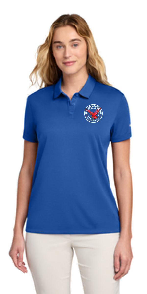 G-E-T Nike Women's Dry Essential Solid Polo